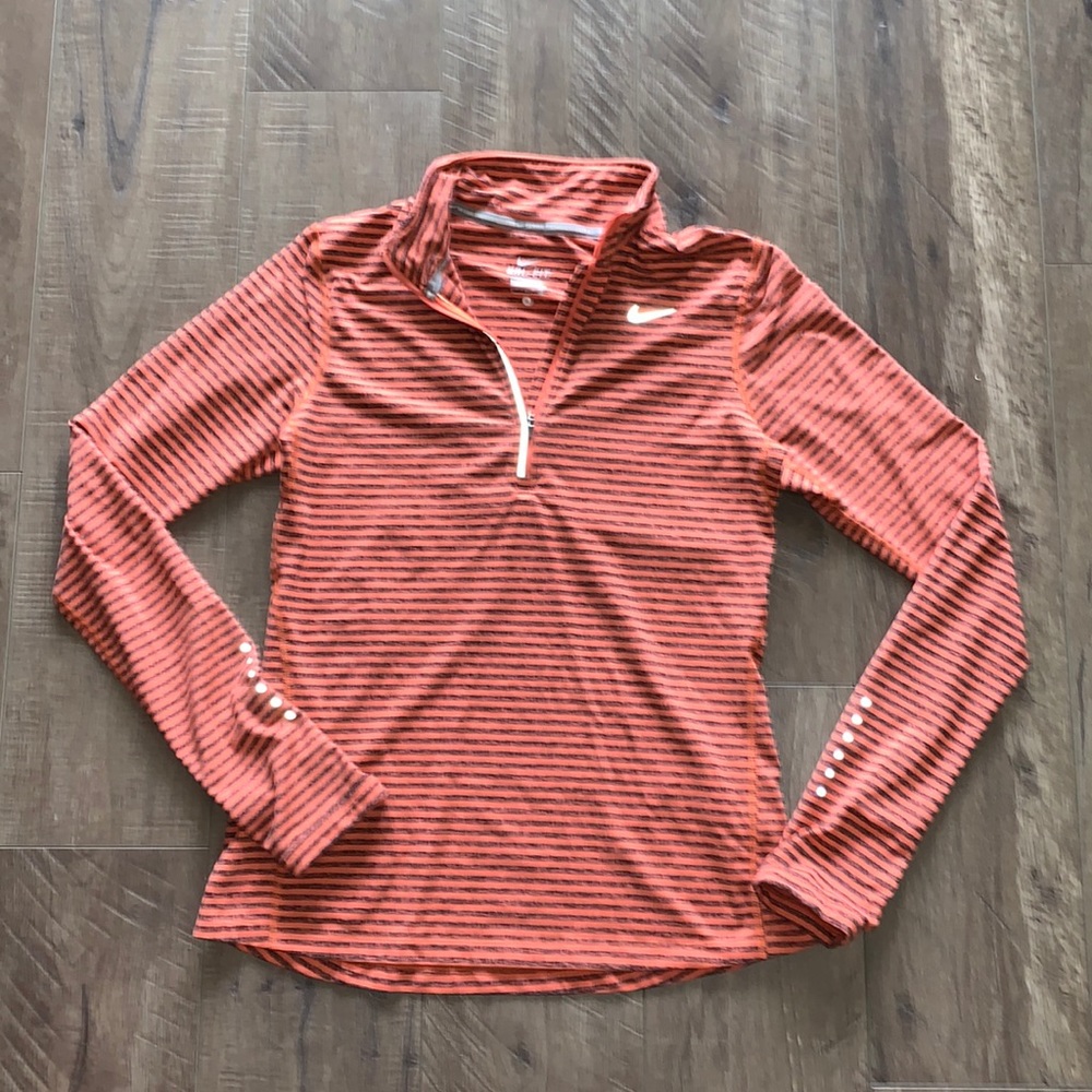 NIKE DRI-FIT long sleeve 3/4 zip